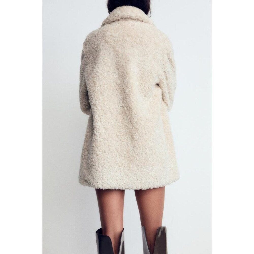 Zara Womens Faux Fur Coat Jacket XS Oyster White Teddy collared 4391/855 NWT - Picture 2 of 16